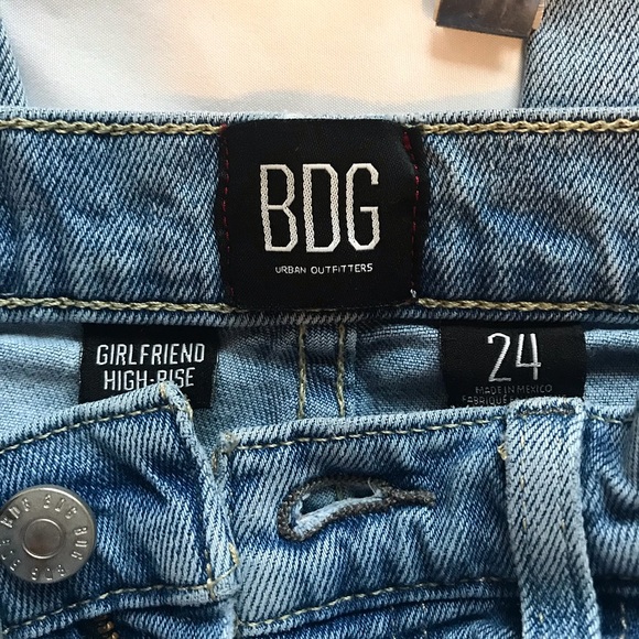 Urban Outfitters BDG Girlfriend High-Rise Jeans - Picture 9 of 10